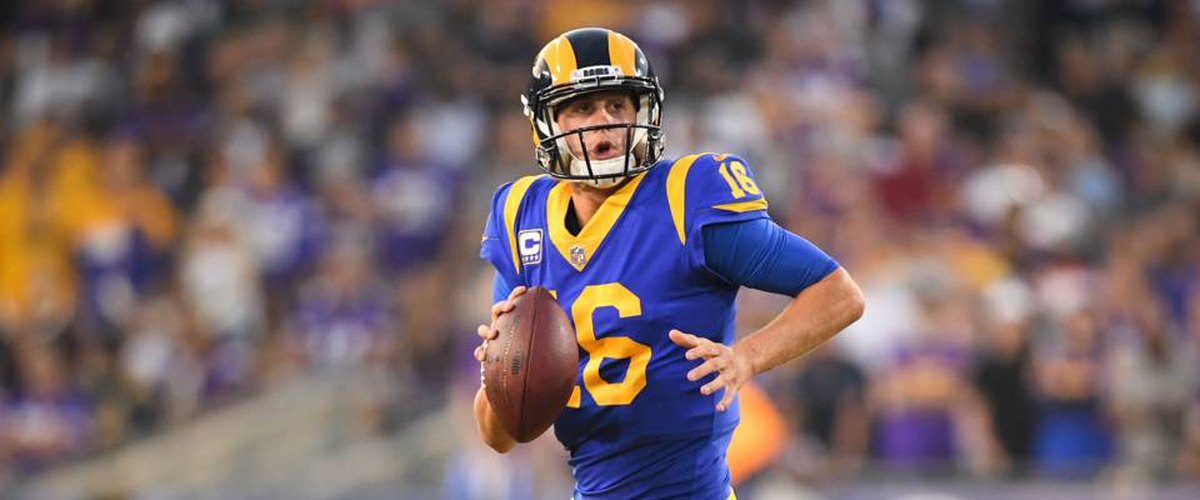 Goff Throws 5 Touchdown Passes in Offensive Shootout, Leads Rams to Victory