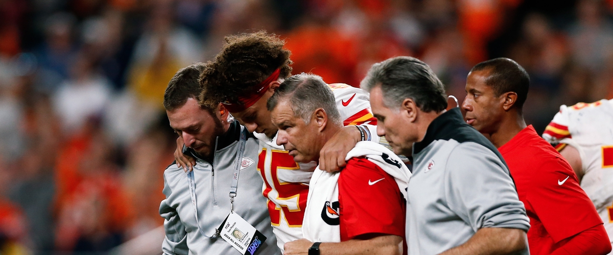 Patrick Mahomes is injured in ChiefsVictory Over Broncos.