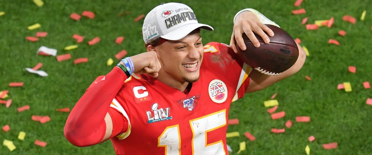 Do the Chiefs have the cap space to compete with Mahomes signing the record-breaking deal?